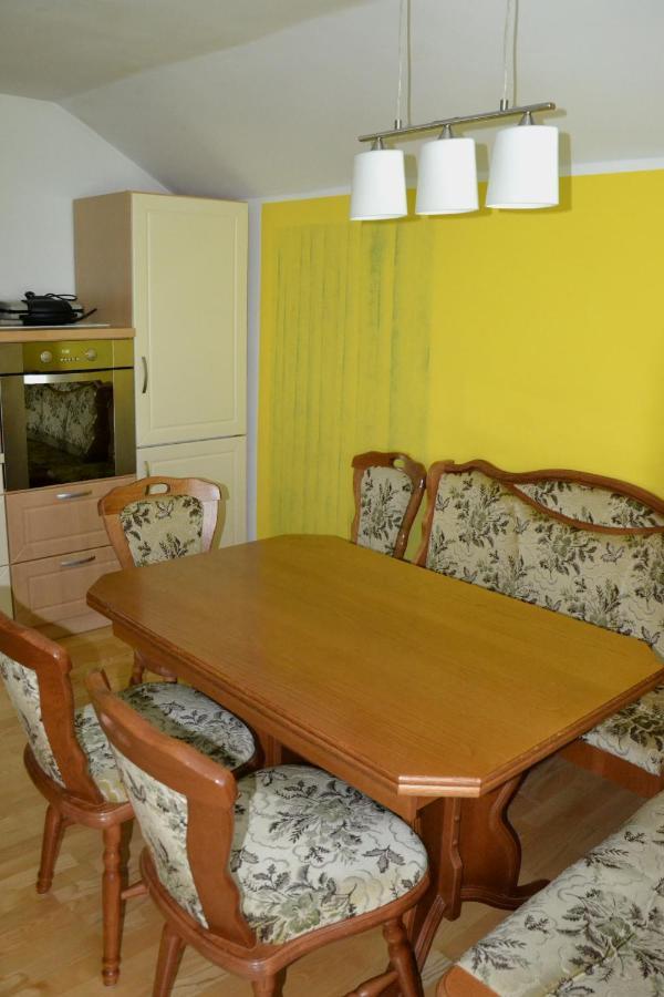 Apartma Ob Potoku Luče Exteriör bild