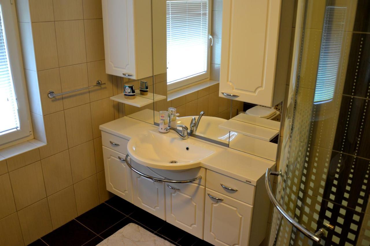 Apartma Ob Potoku Luče Exteriör bild
