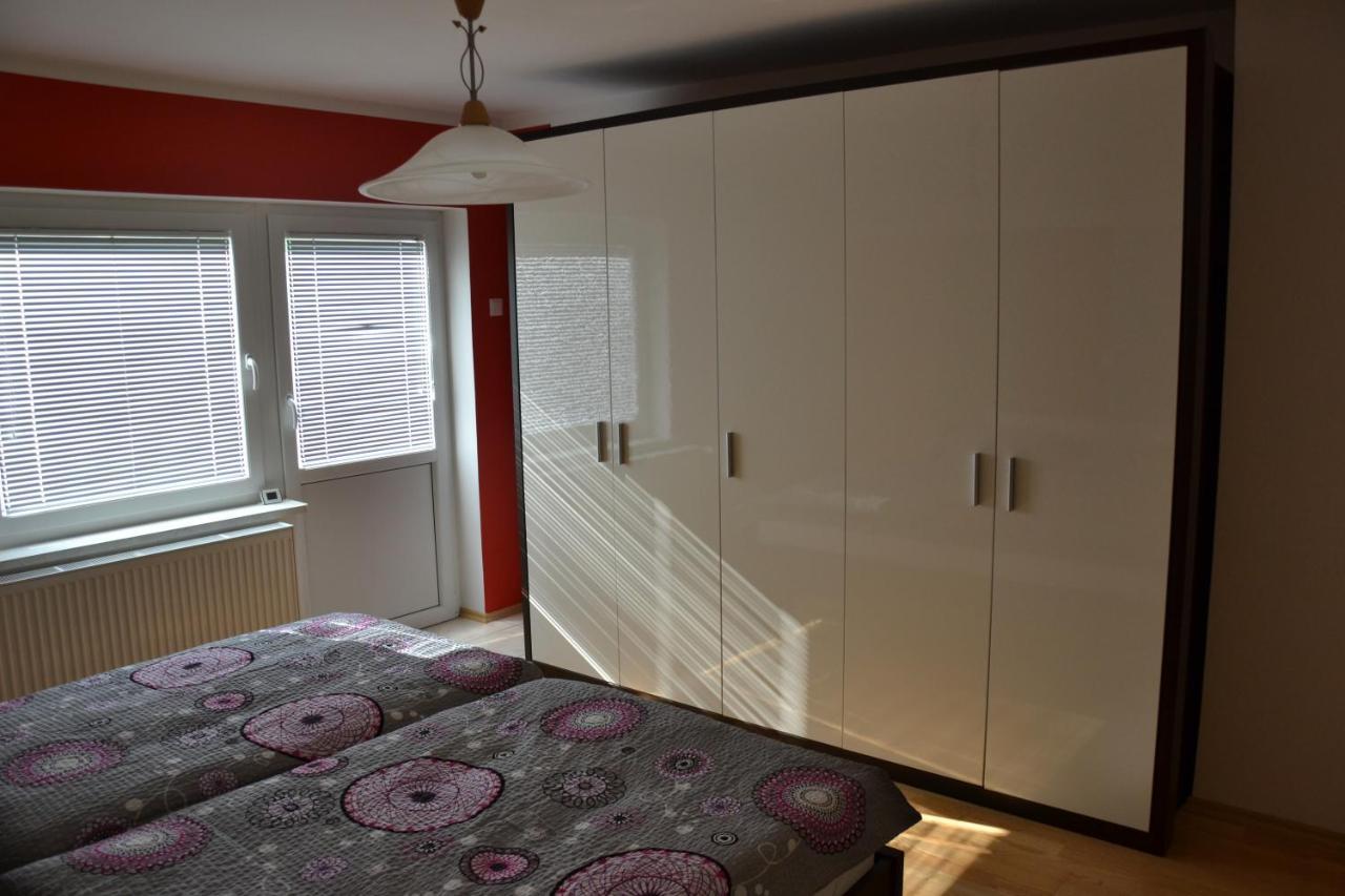 Apartma Ob Potoku Luče Exteriör bild