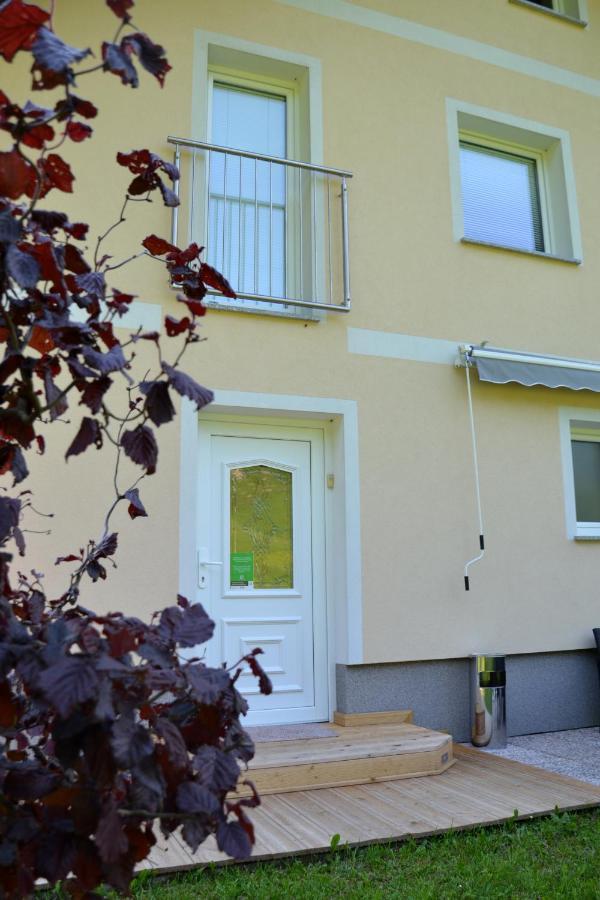 Apartma Ob Potoku Luče Exteriör bild